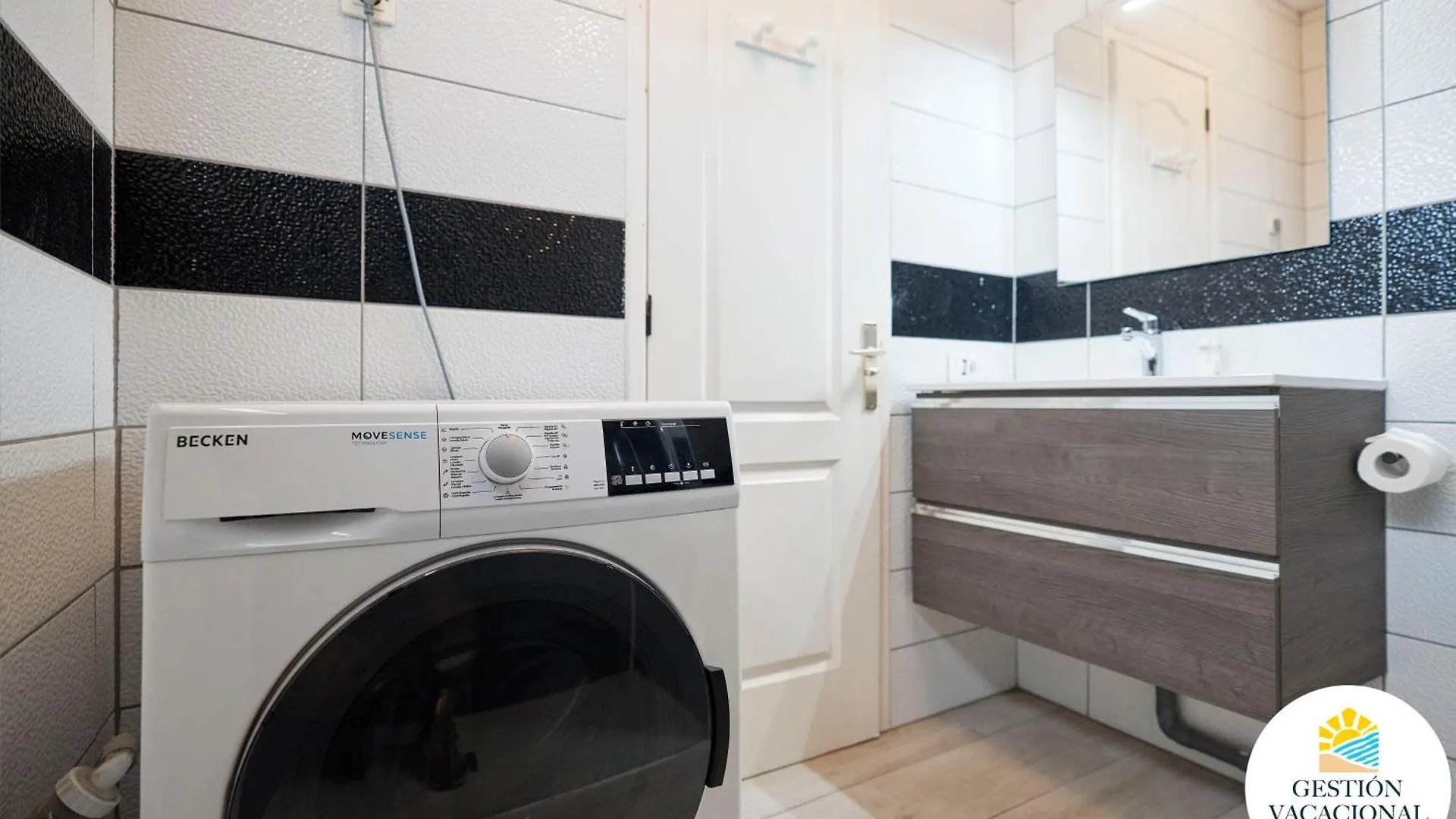 Marina Primavera Heated Pool Free Wifi Costa Adeje  Apartment